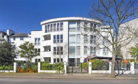 View Full Details for Queens Park, London