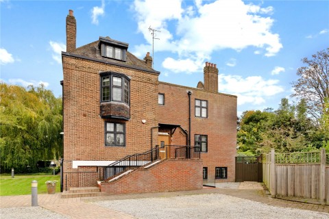 Wellgarth Road, London